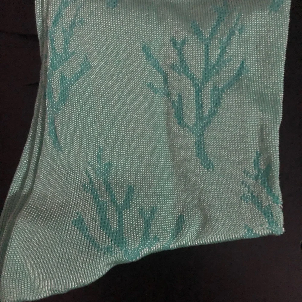 Women’s Light Green Seaweed design Combed Cotton Crew Socks